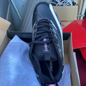 Rawlings Girls baseball cleats size 3 black/pink